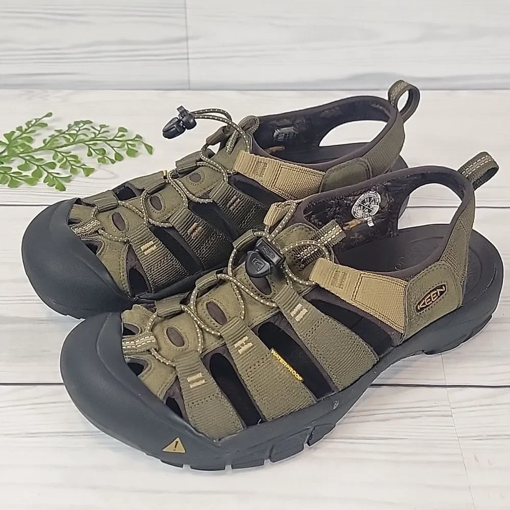Keen Newport multi-sport Sandals Khaki Olive Mens Size 11